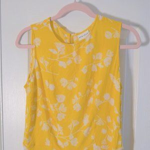 Ava & Viv Yellow Peplum Floral Sleeveless Top